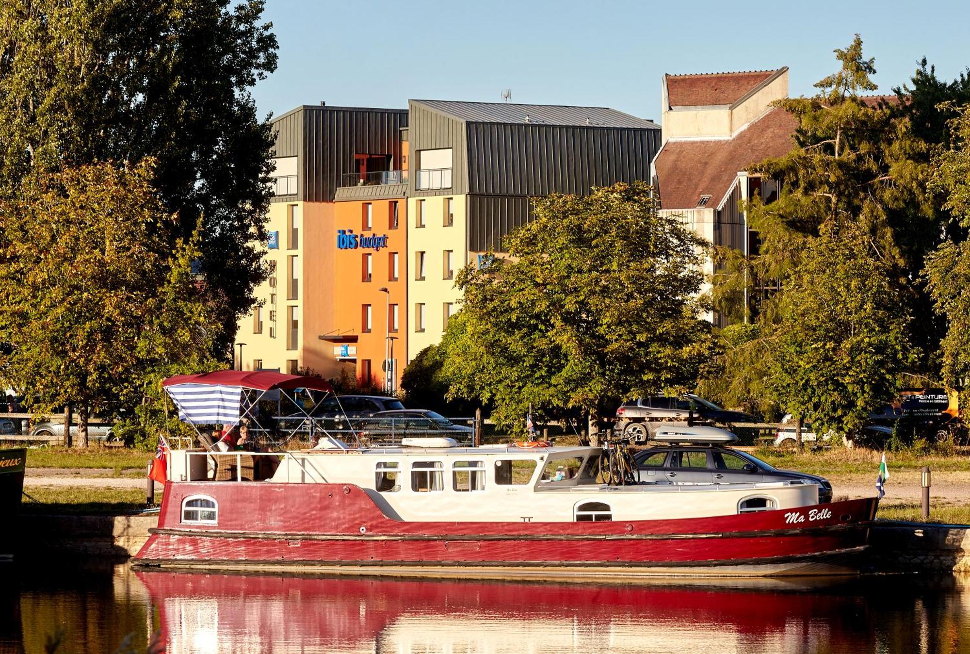 Ibis Budget Auxerre Centre Экстерьер фото